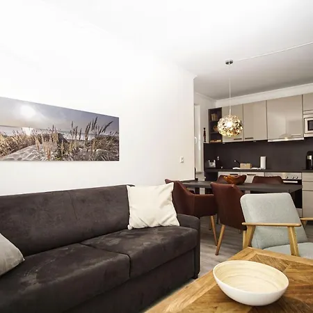 Apartment Terrasse, Gratis Nutzung Vom Ahoi Erlebnisbad Und Sauna In Sellin - Meeresblick 77 Goehren (Ruegen)